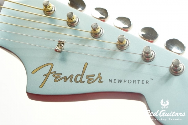 Newporter Player - Ice Blue Satin
